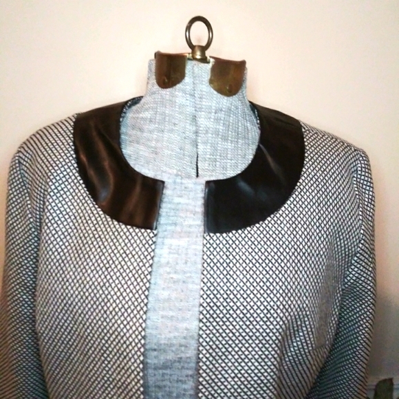 Vintage Neiman Marcus Black/Ivory Cropped Wool Jacket With Genuine Leather Trim - Picture 2 of 16